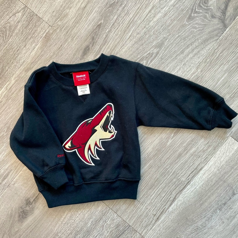 sweatshirt